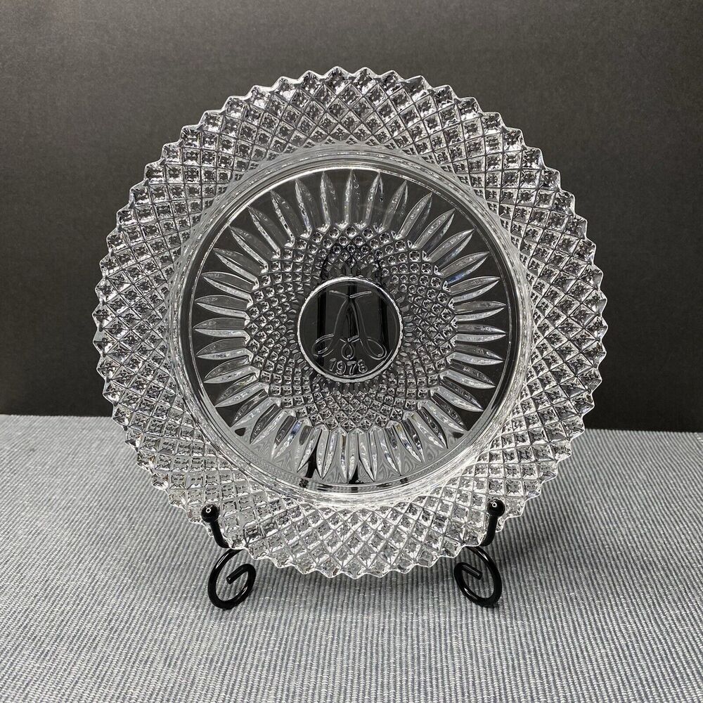 Vtg 1978 Avon Fostoria Glass USA Heavy Lead Crystal Miss America Decor Plate 8"